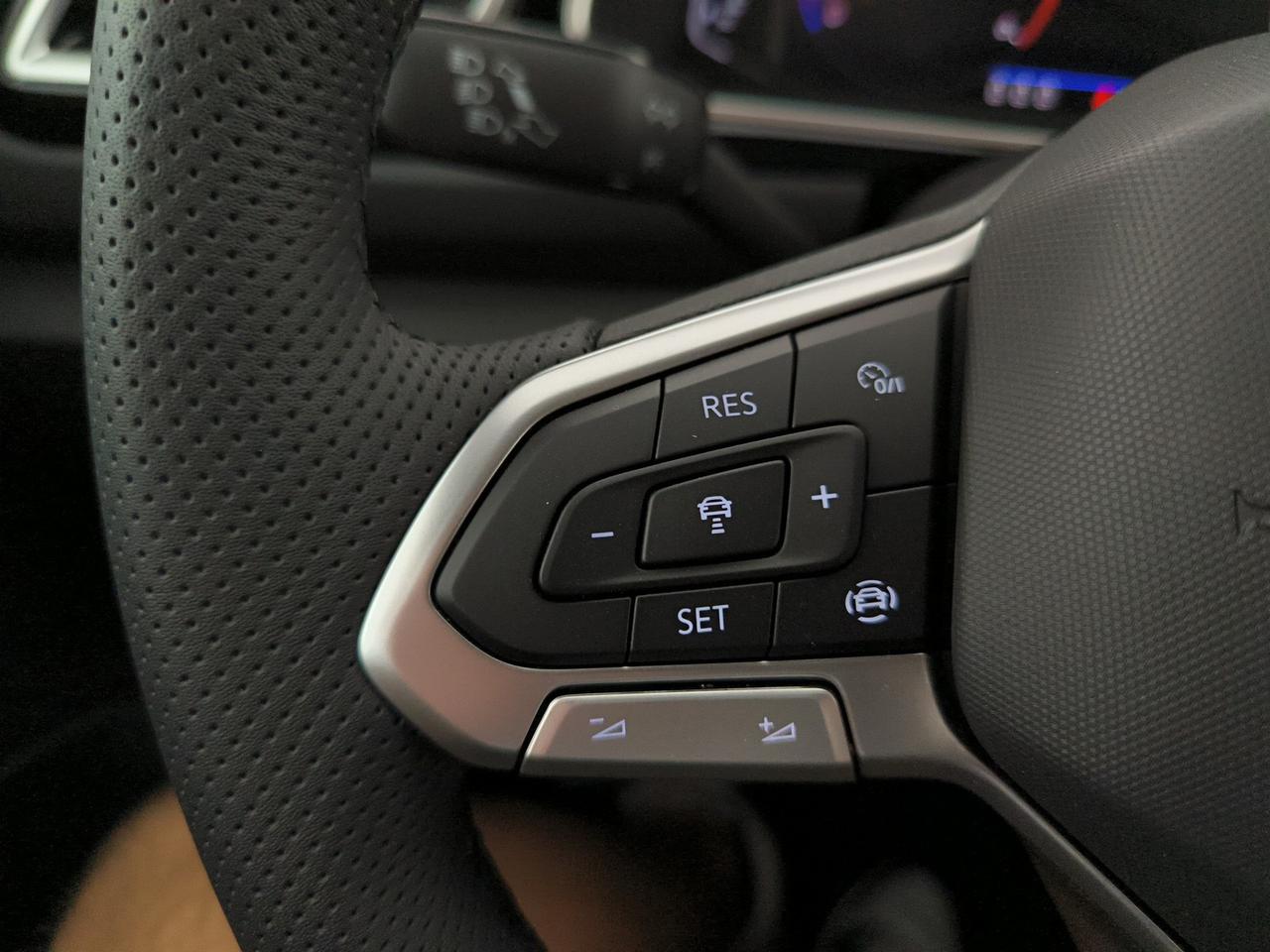 Volkswagen T-Roc 2.0 tdi r-line plus 115cv