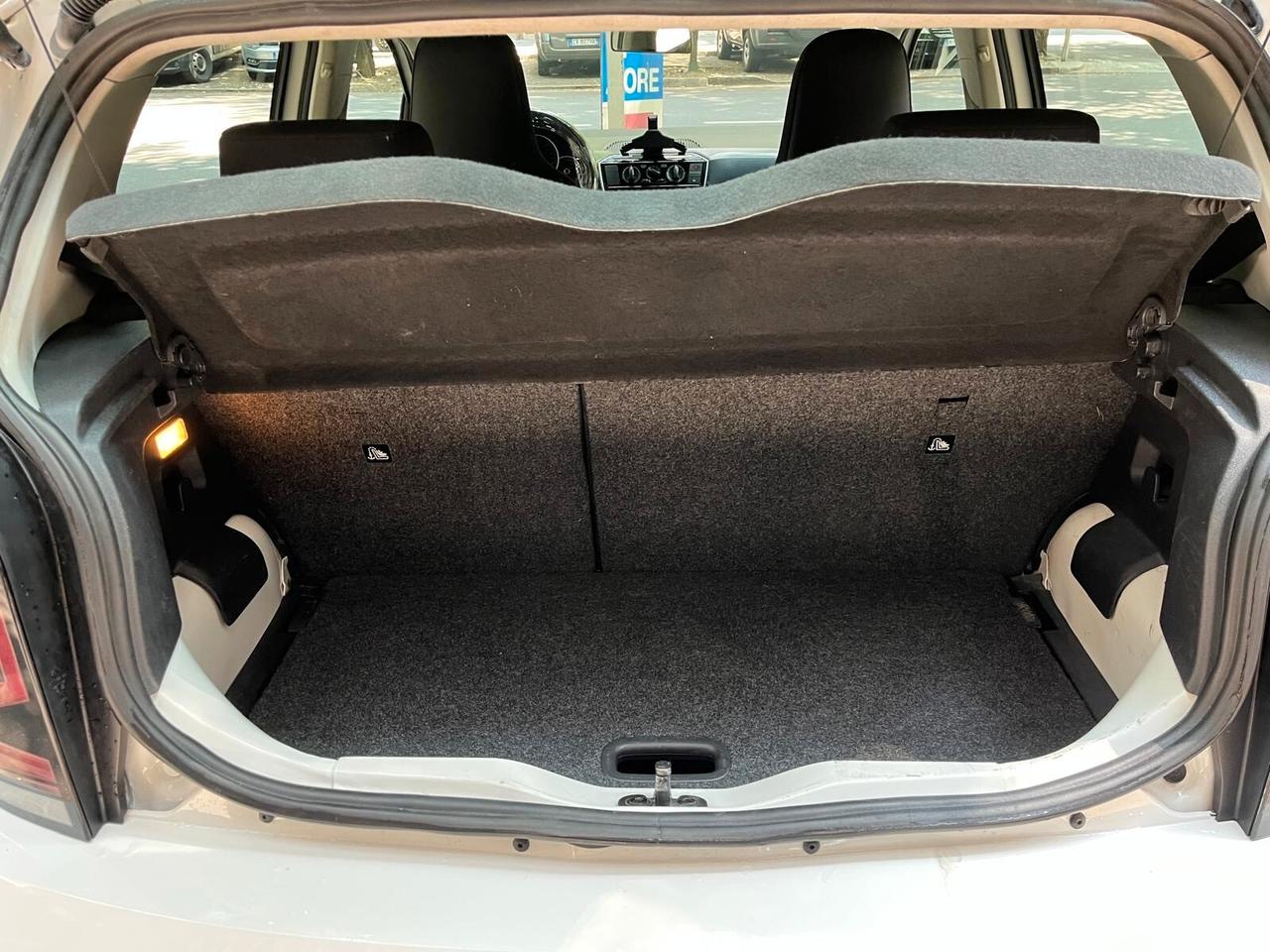 Volkswagen up! 1.0 75 CV 5p. move up!