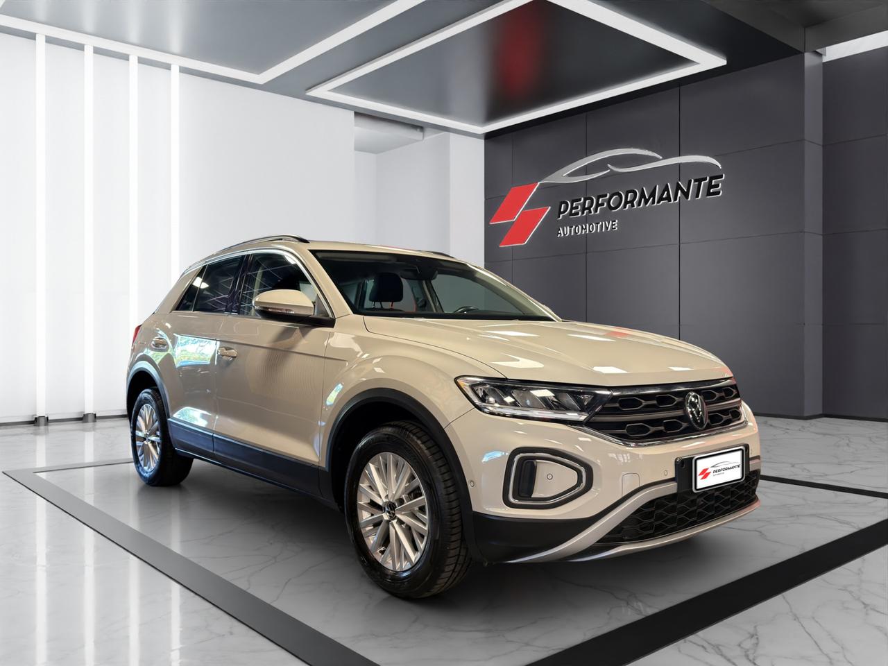 Volkswagen T-Roc 1.0 tsi Life 110cv