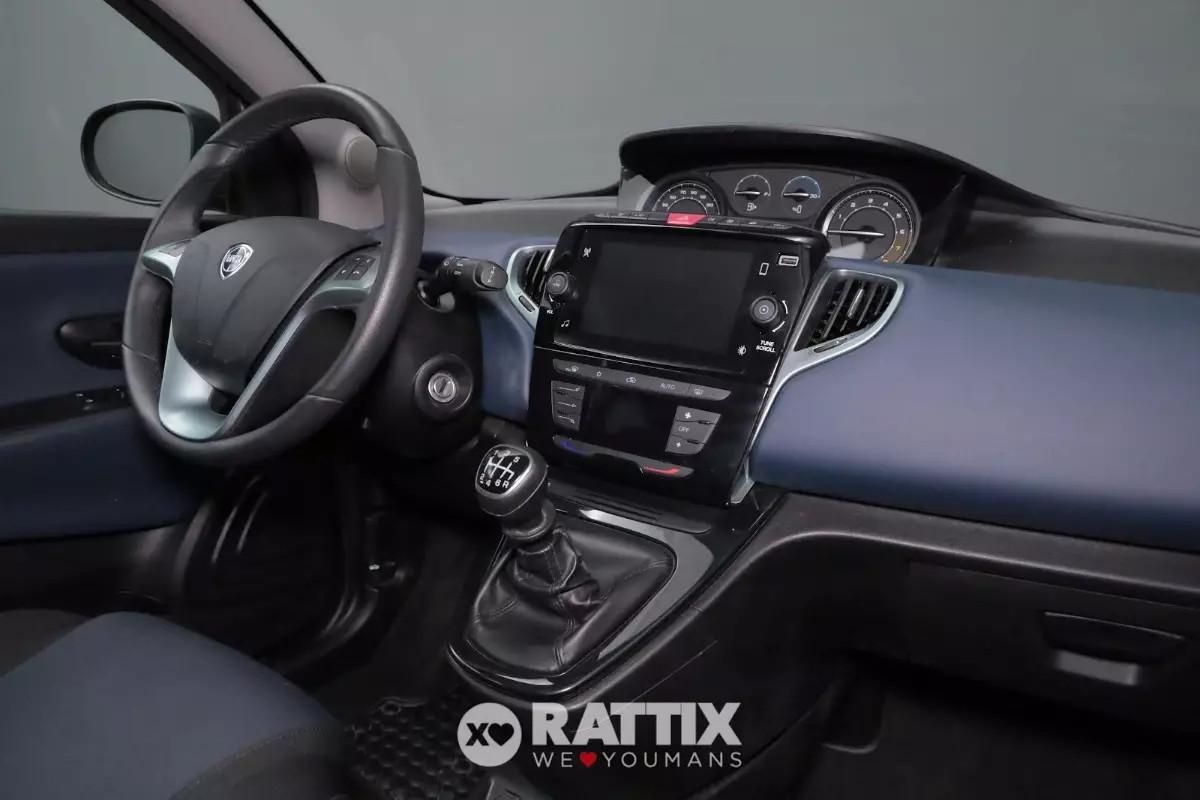 Lancia Ypsilon 1.0 Firefly Hybrid 70CV Platino
