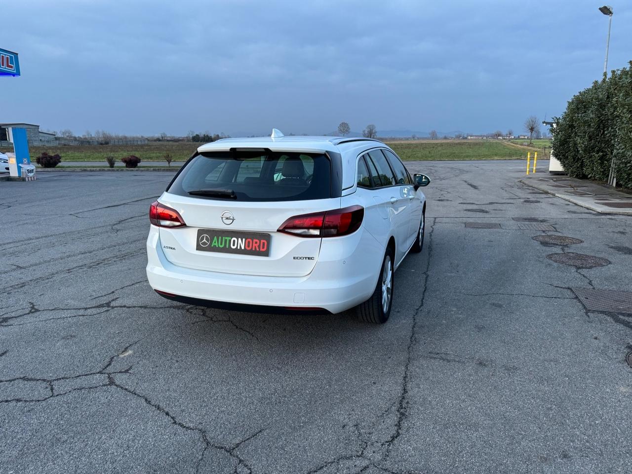 Opel Astra 1.4 Turbo 110CV EcoM Sports Tourer Innovation