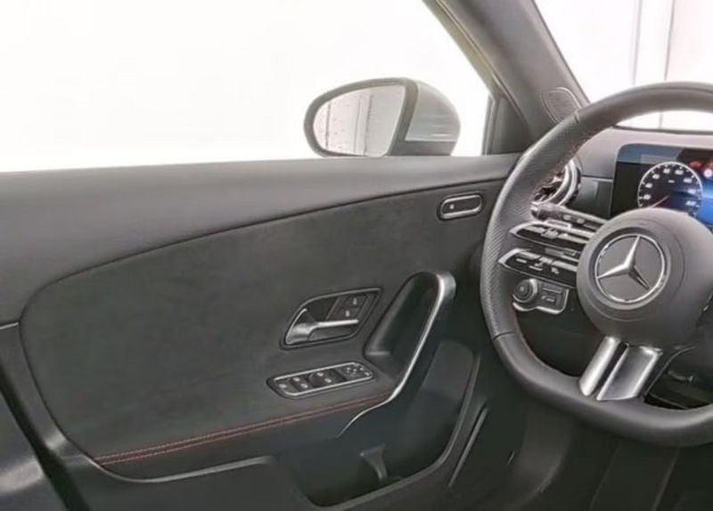 Mercedes-Benz Classe A A 180 Premium AMG LED NAVI