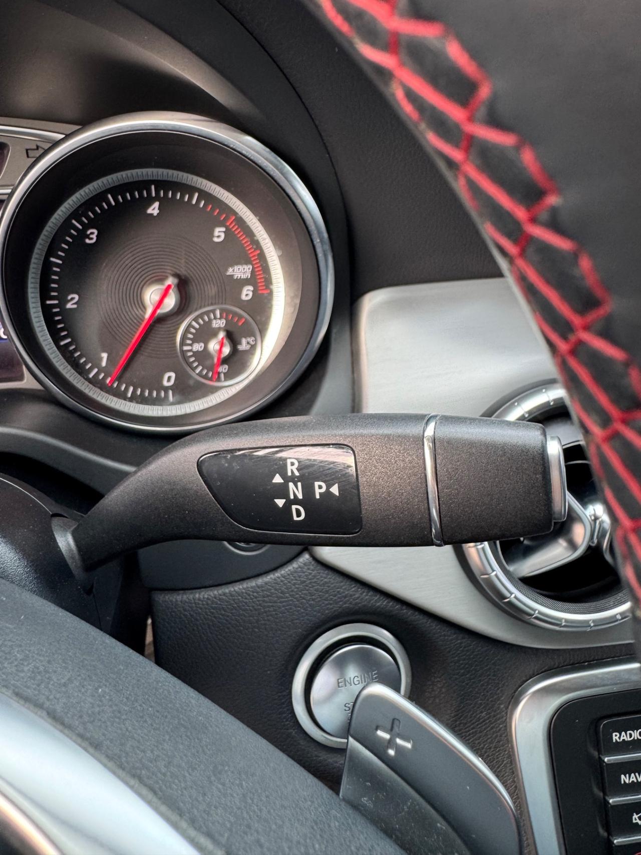 Mercedes CLA 200 d PREMIUM AMG
