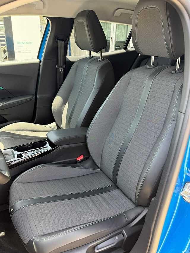 Peugeot 2008 BlueHDi 110 S&S Allure Pack