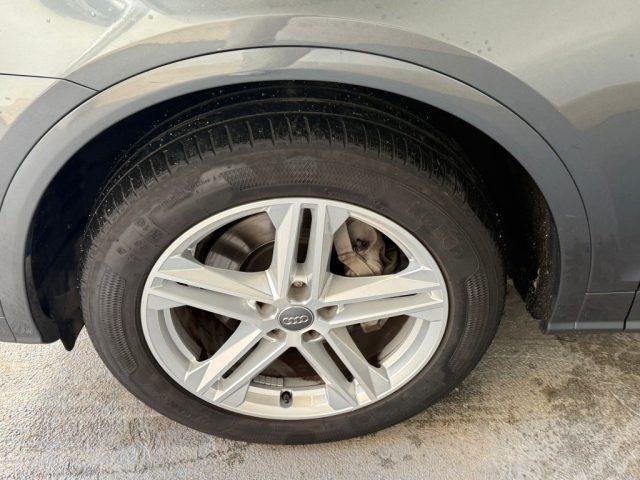 AUDI Q5 2.0 TDI quattro S tronic S line plus