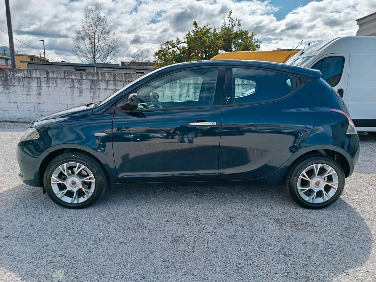 Lancia Ypsilon 1.3 MJT 16V 95 CV S&S Platinum