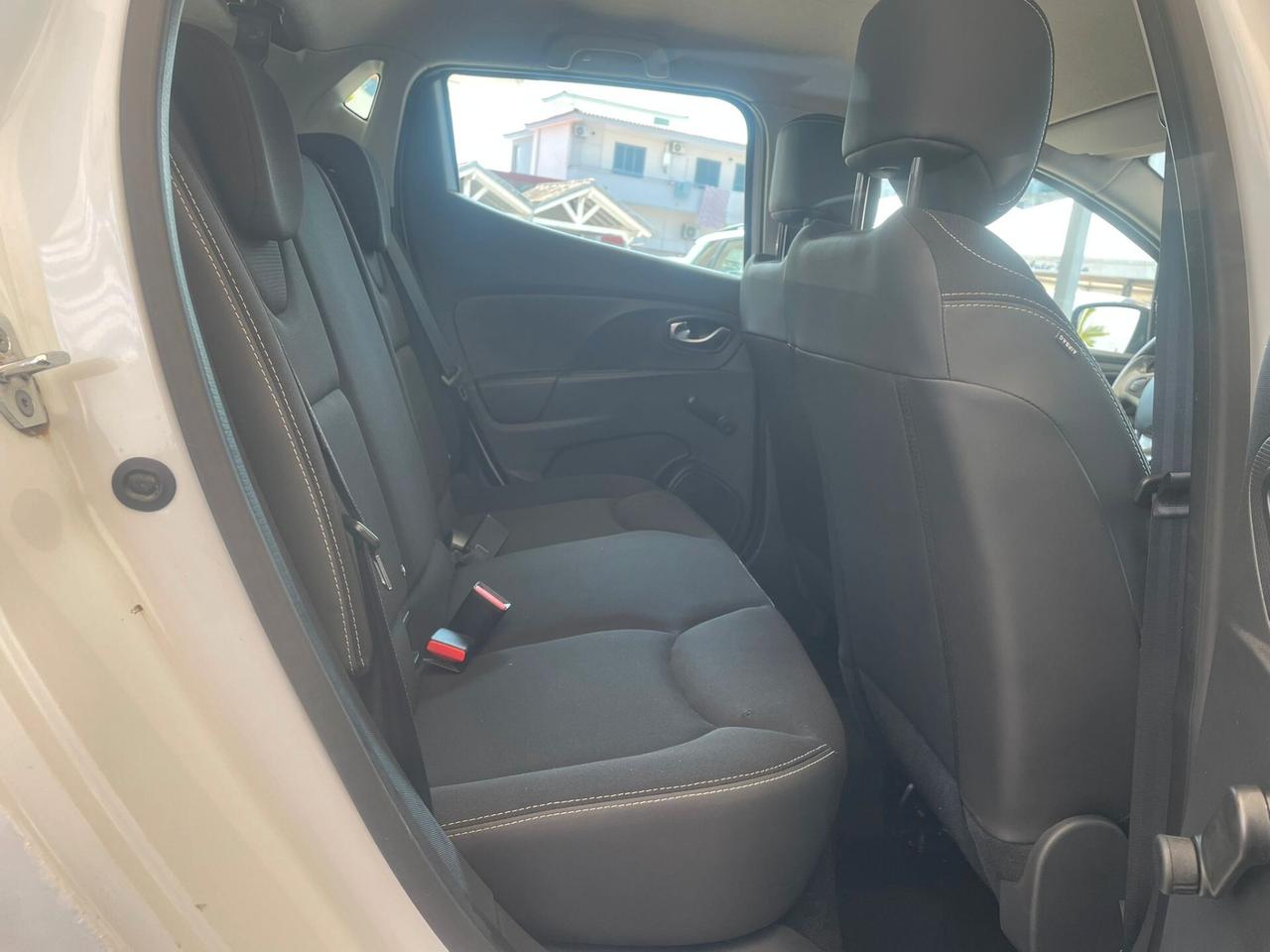Renault Clio 1.2 75CV 5 porte Costume National