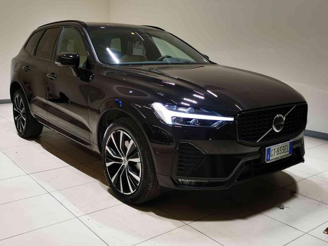 VOLVO XC60 B4 (d) AWD automatico Ultimate Dark