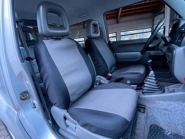 Suzuki Jimny 1.3i 16V cat 4WD JLX