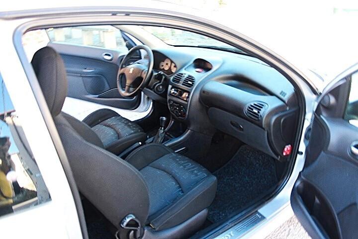 Peugeot 206 1.6 HDi Sweet Years 8 gomme invernali\termiche su cerchio clima unica proprietaria distribuzione ok