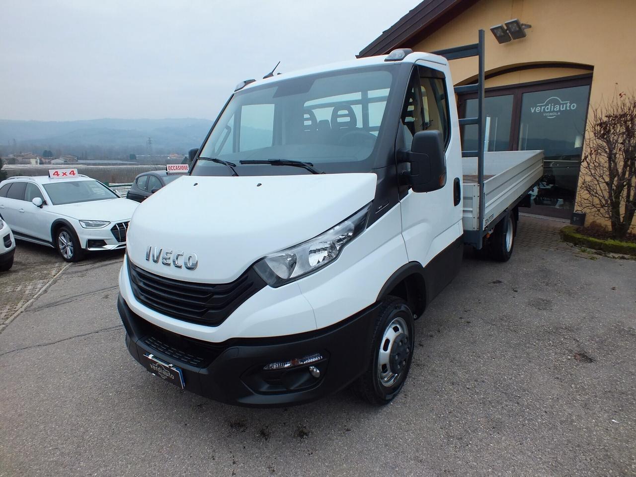 IVECO DAILY 35C14 2.3 CASSONE 4 METRI 40.000 KM