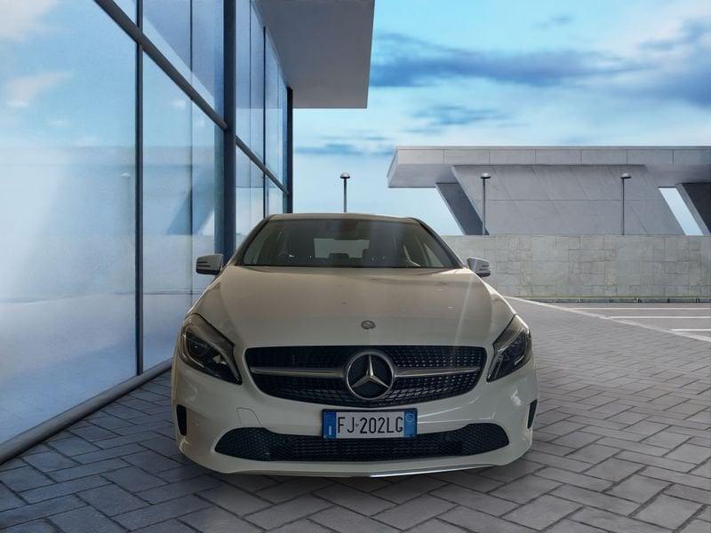 Mercedes-Benz Classe A A 180 d Sport Next Edition