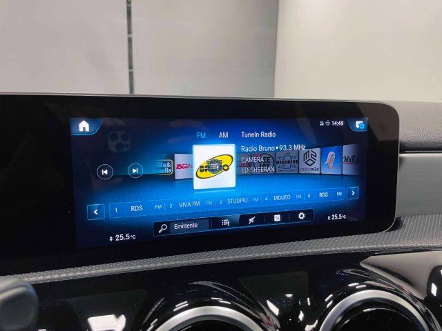 MERCEDES-BENZ A 180 D PREMIUM AUTO