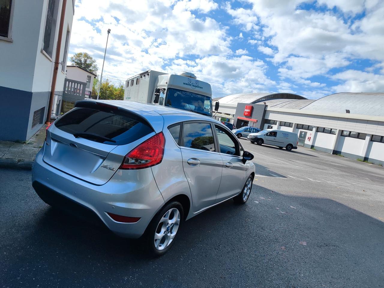 Ford Fiesta 1.4 TDCi 5p. Titanium - 2011