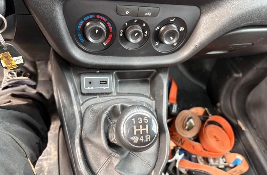 DOBLO 3 POSTI WORK UP CASSONATO CASSONE CLIMA OK NEOPATENTATI GRU 250 KG
