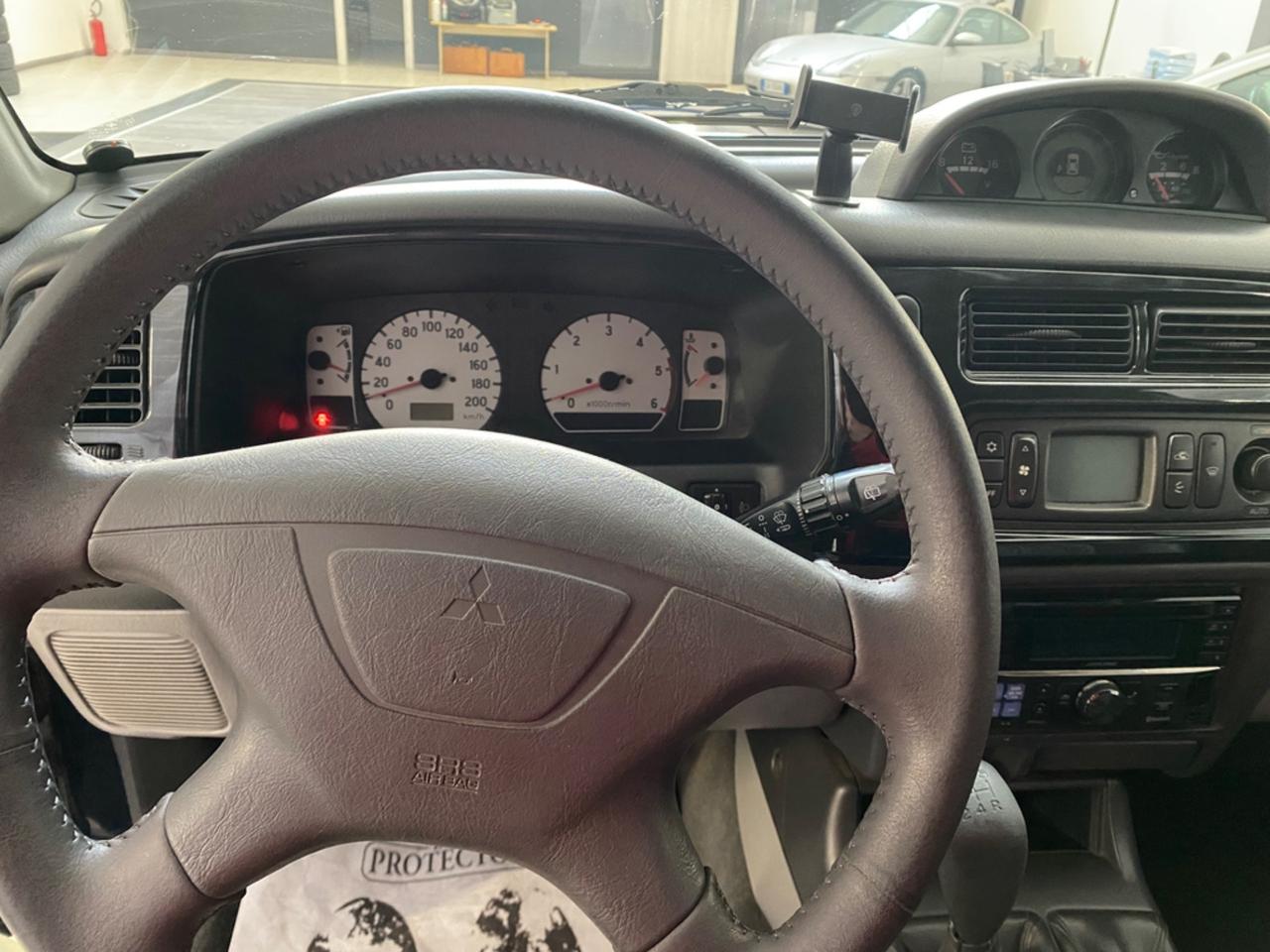 Mitsubishi Pajero Sport 2.5 TDI Instyle