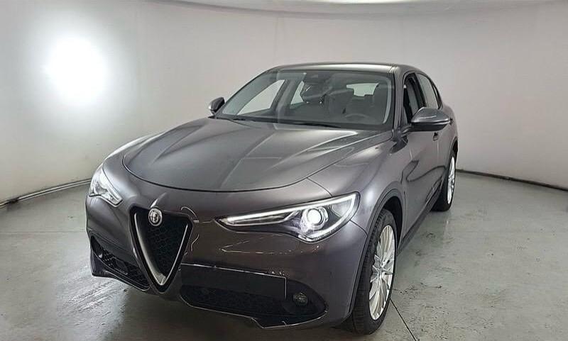 Alfa Romeo Stelvio 2.2 Turbodiesel 180 CV AT8 Q4 Executive