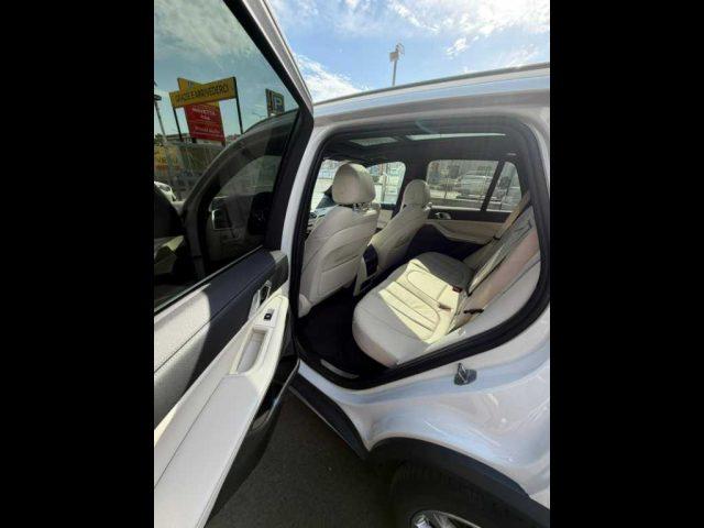 BMW X5 (G05/F95) - xDrive30d 48V xLine