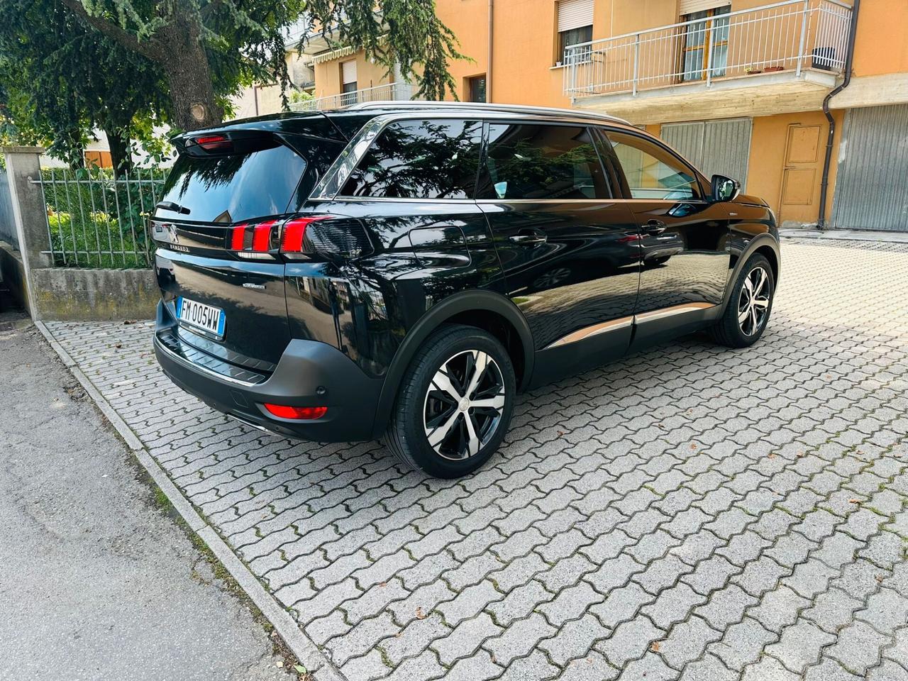 Peugeot 5008 BlueHDi 120 S&S EAT6 GT Line