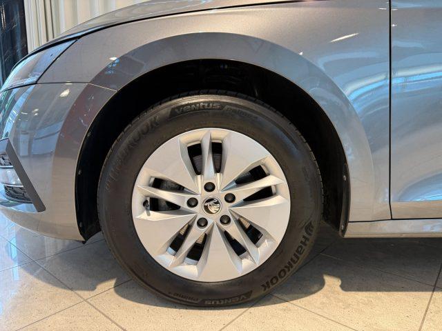 SKODA Octavia 2.0 TDI DSG Executive LED Camera Navi