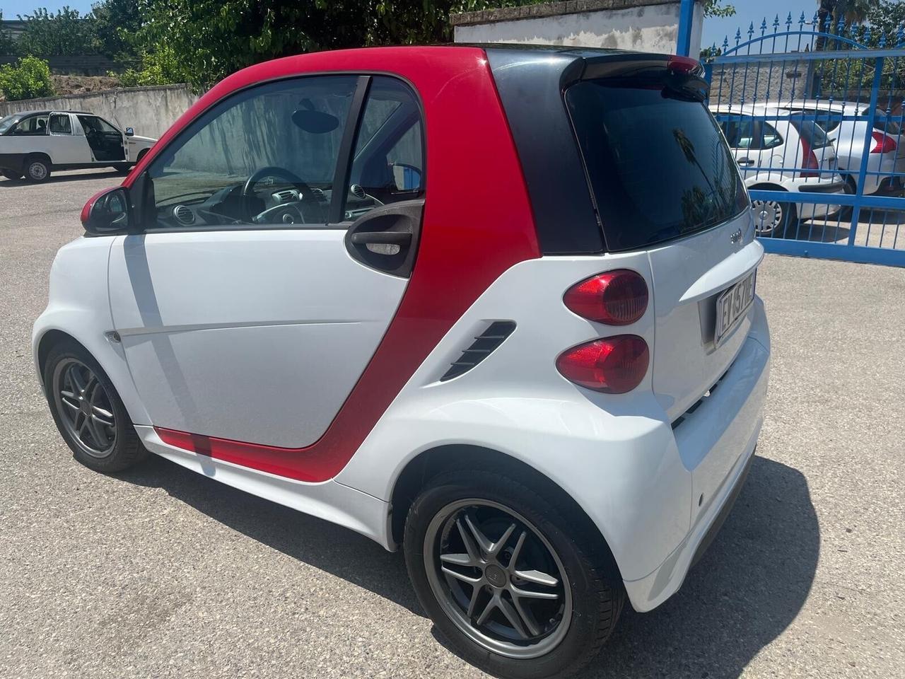 Smart for two 1.0 mhd/71 cv- km 69000-2014
