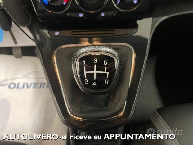 LANCIA Ypsilon 1.2 69 CV 5 porte Gold