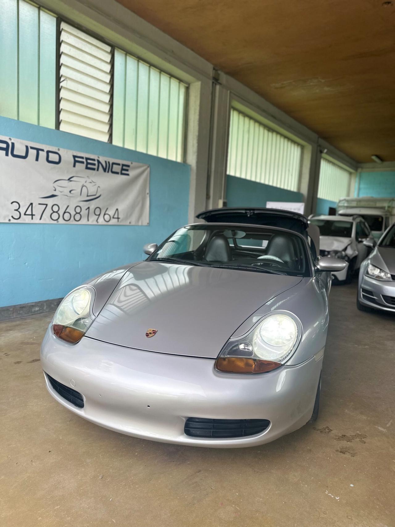 Porsche Boxster 2.5i 24V cat