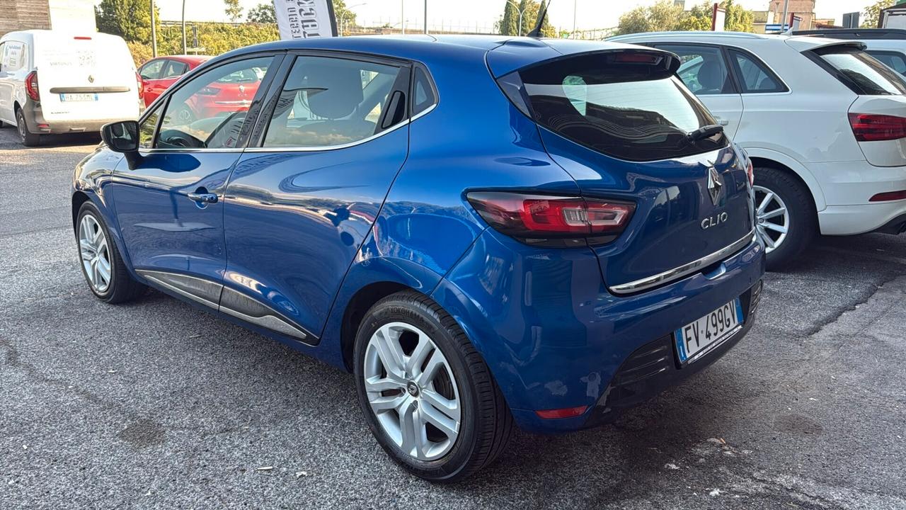 Renault Clio dCi 8V 90 CV 5 porte Duel2