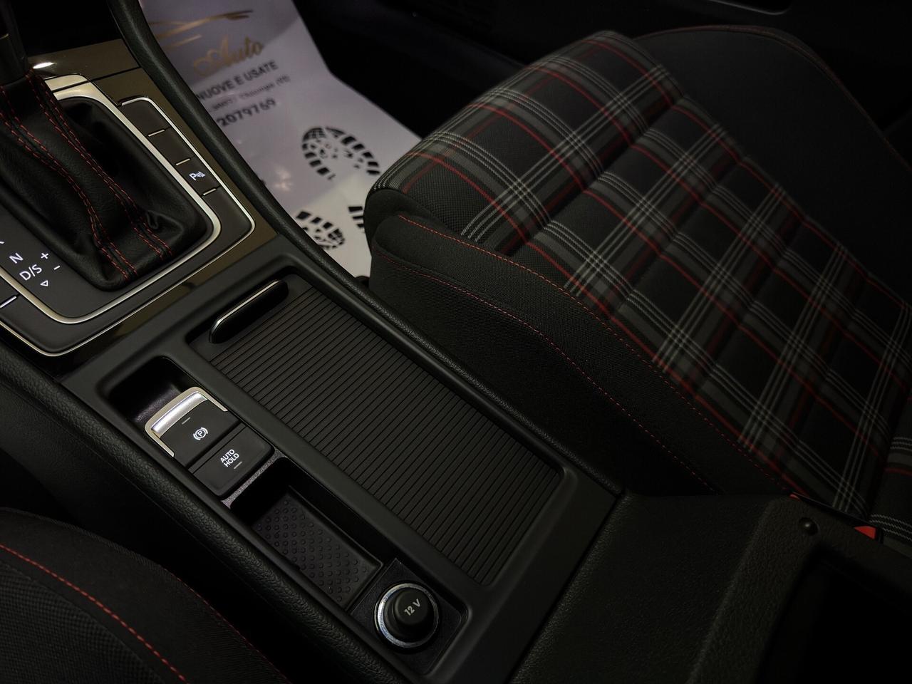 Volkswagen Golf GTI Performance 2.0 245 CV TSI DSG