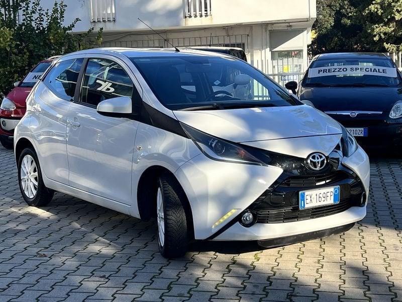 Toyota Aygo Aygo 1.0 VVT-i 69 CV 5 porte x-wave
