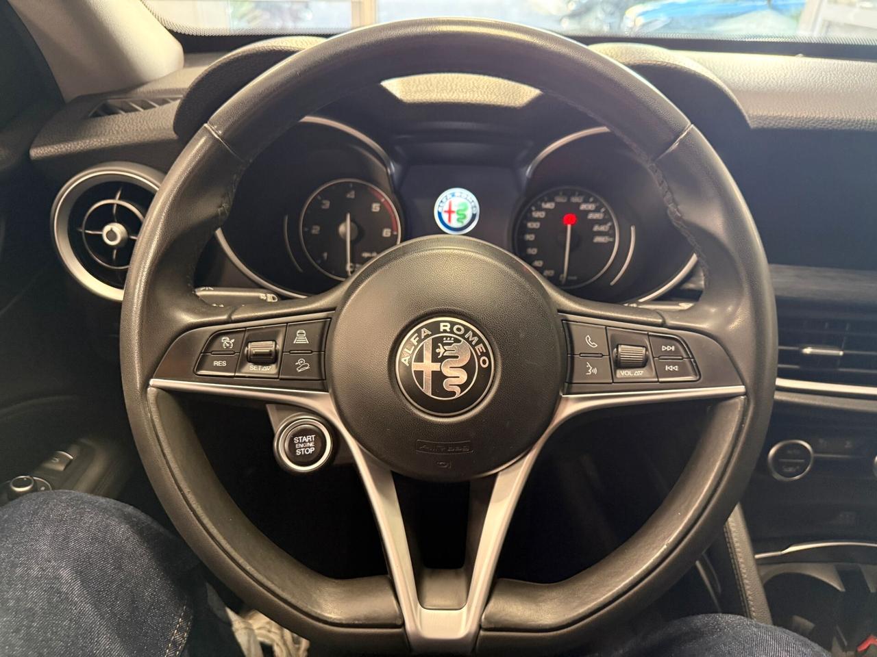 Alfa Romeo Stelvio 2.2 Turbodiesel 160 CV AT8 RWD Business