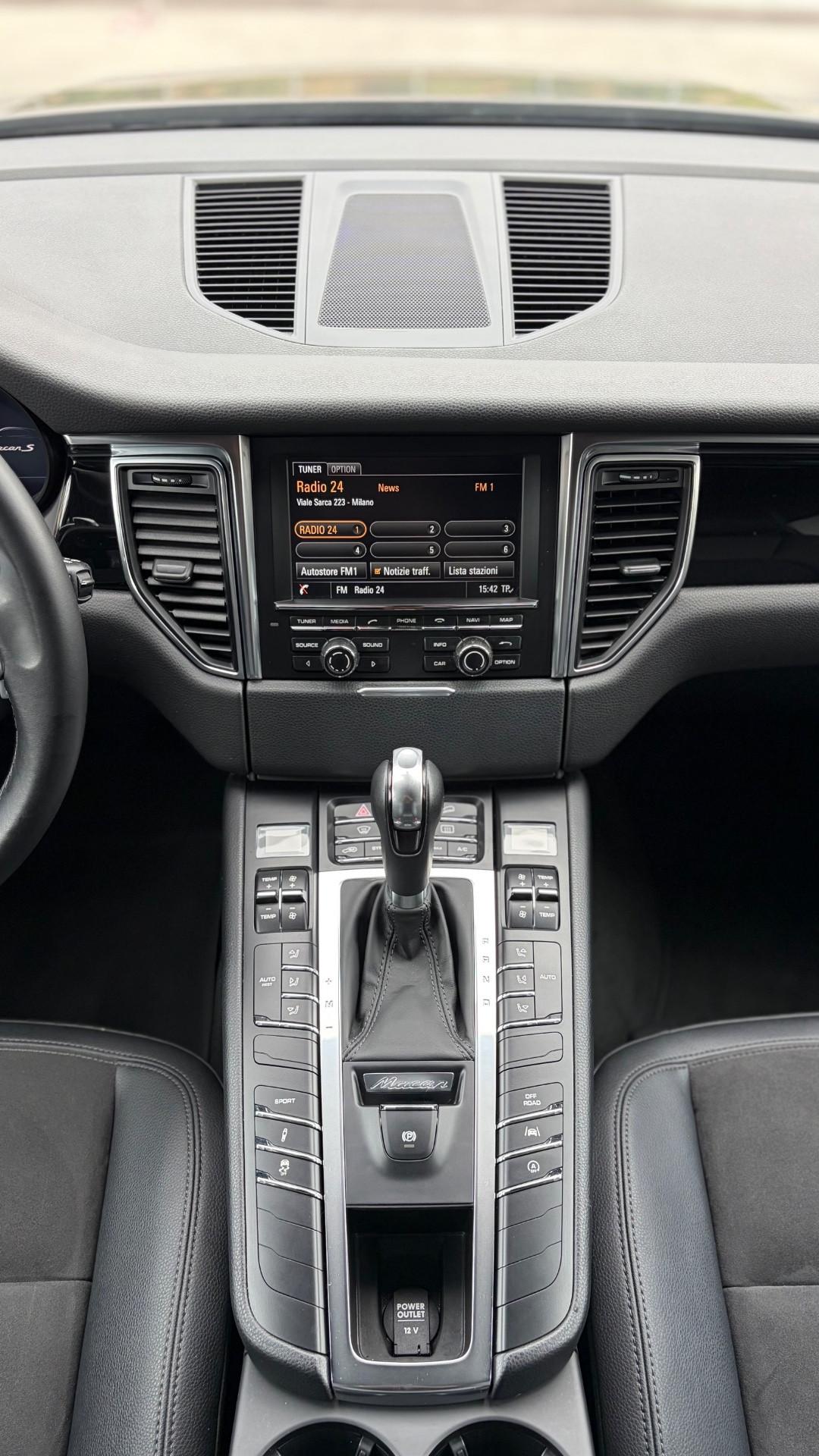 Porsche Macan S 3.0