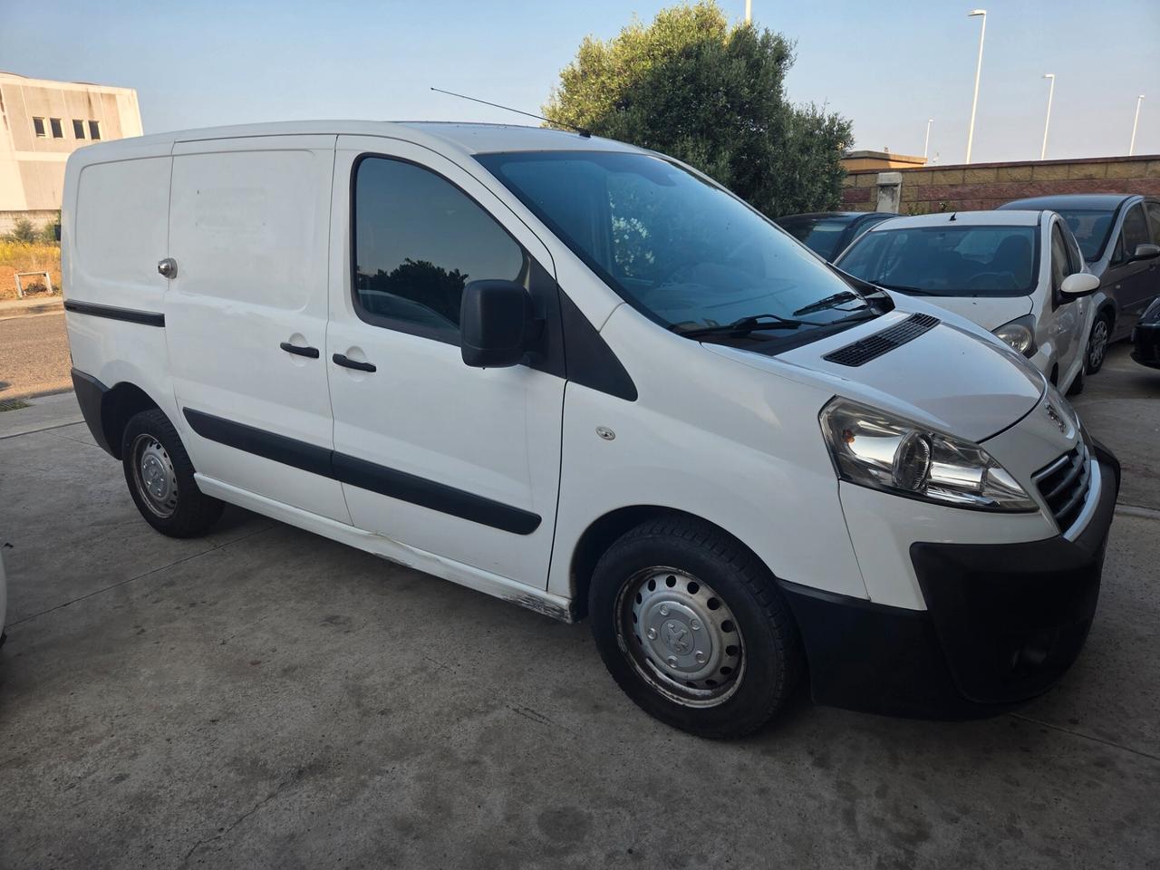 PEUGEOT EXPERT 2000 HDI 130CV 2014