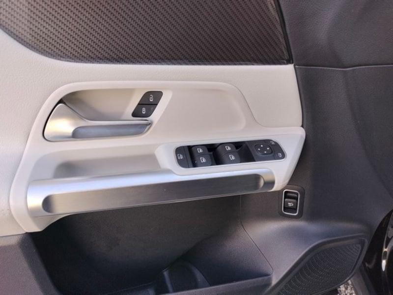 Mercedes-Benz Classe GLB GLB 180 d Automatic Premium