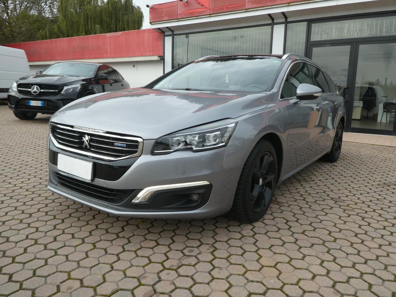 Peugeot 508 BlueHDi 180 EAT6 S&S SW Allure