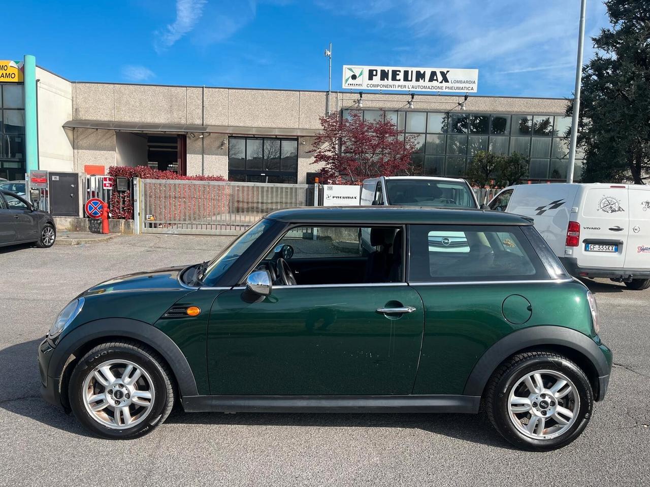 Mini 1.6 16V One (72kW)