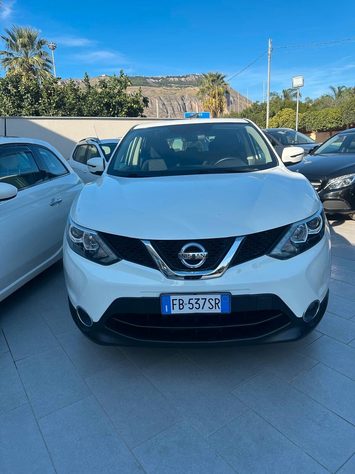Nissan Qashqai 1.5 dCi Visia