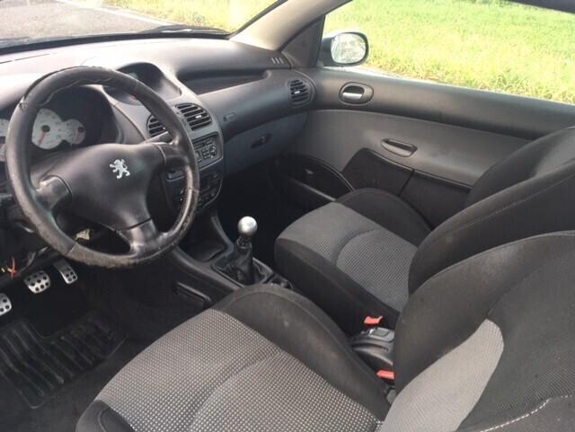 Peugeot 206 1.6 16V CC