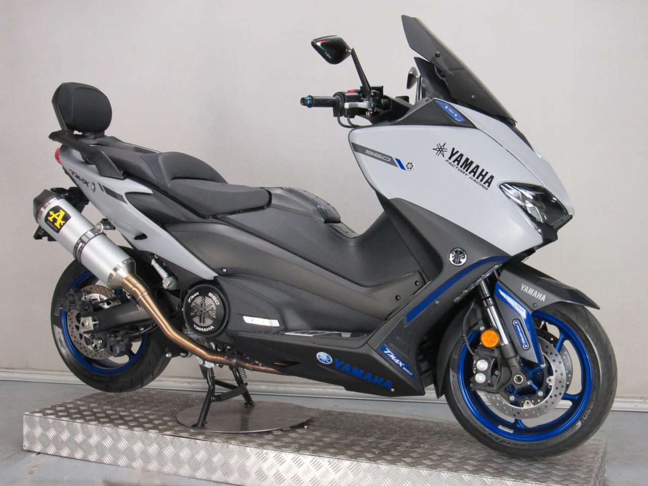Yamaha TMAX 560 ABS SCARICO ARROW