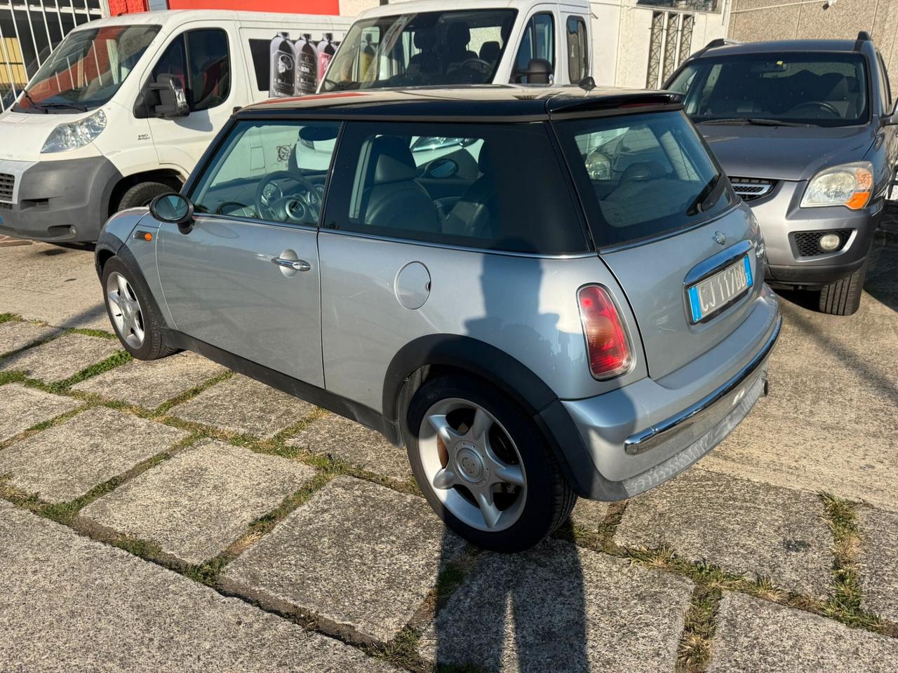 Mini 1.6 16V Cooper NEOPATENTATI