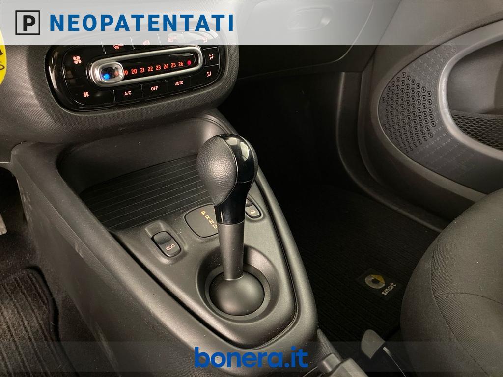 Smart fortwo cabrio EQ Passion