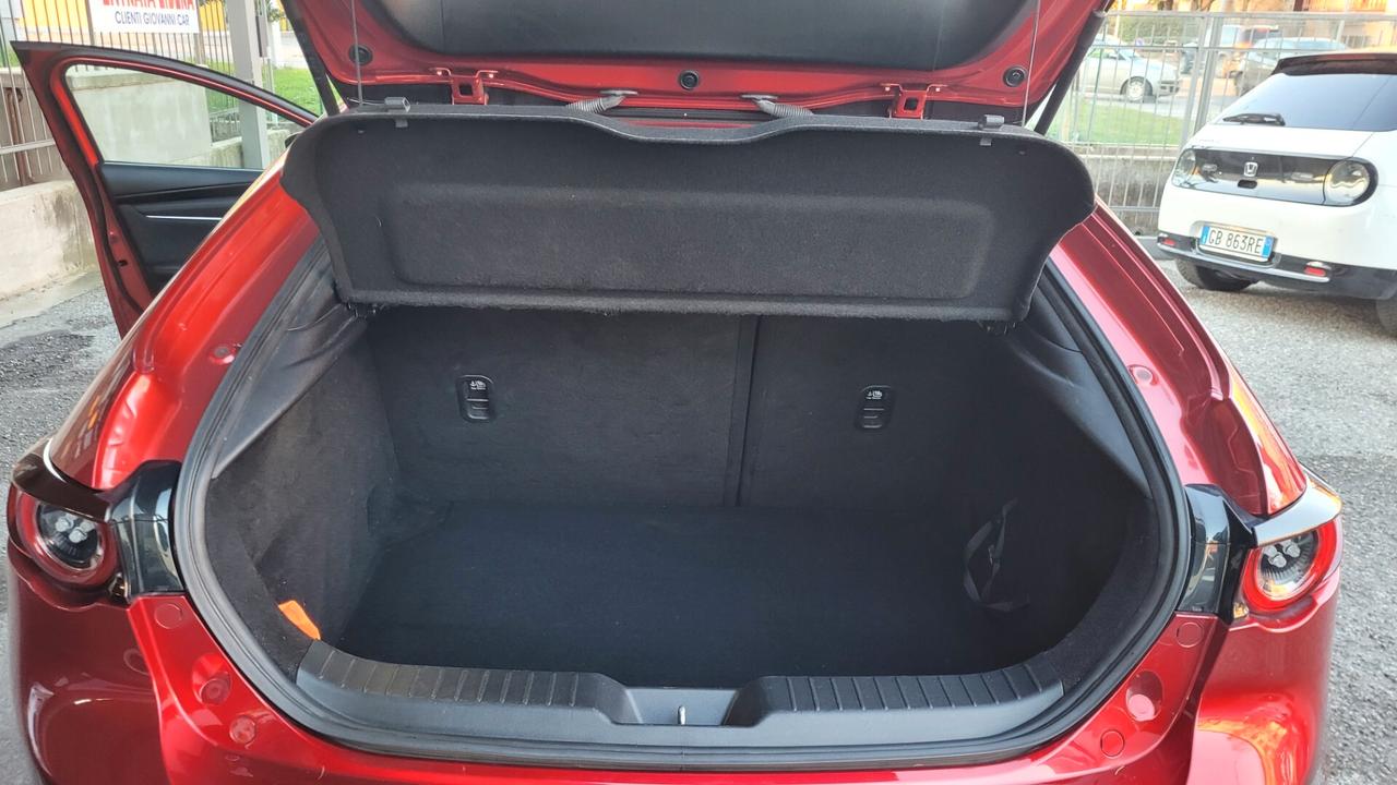 Mazda 3 2.0L e-Skyactiv Hybrid Exclusive ..TAGLIANDI MAZDA..