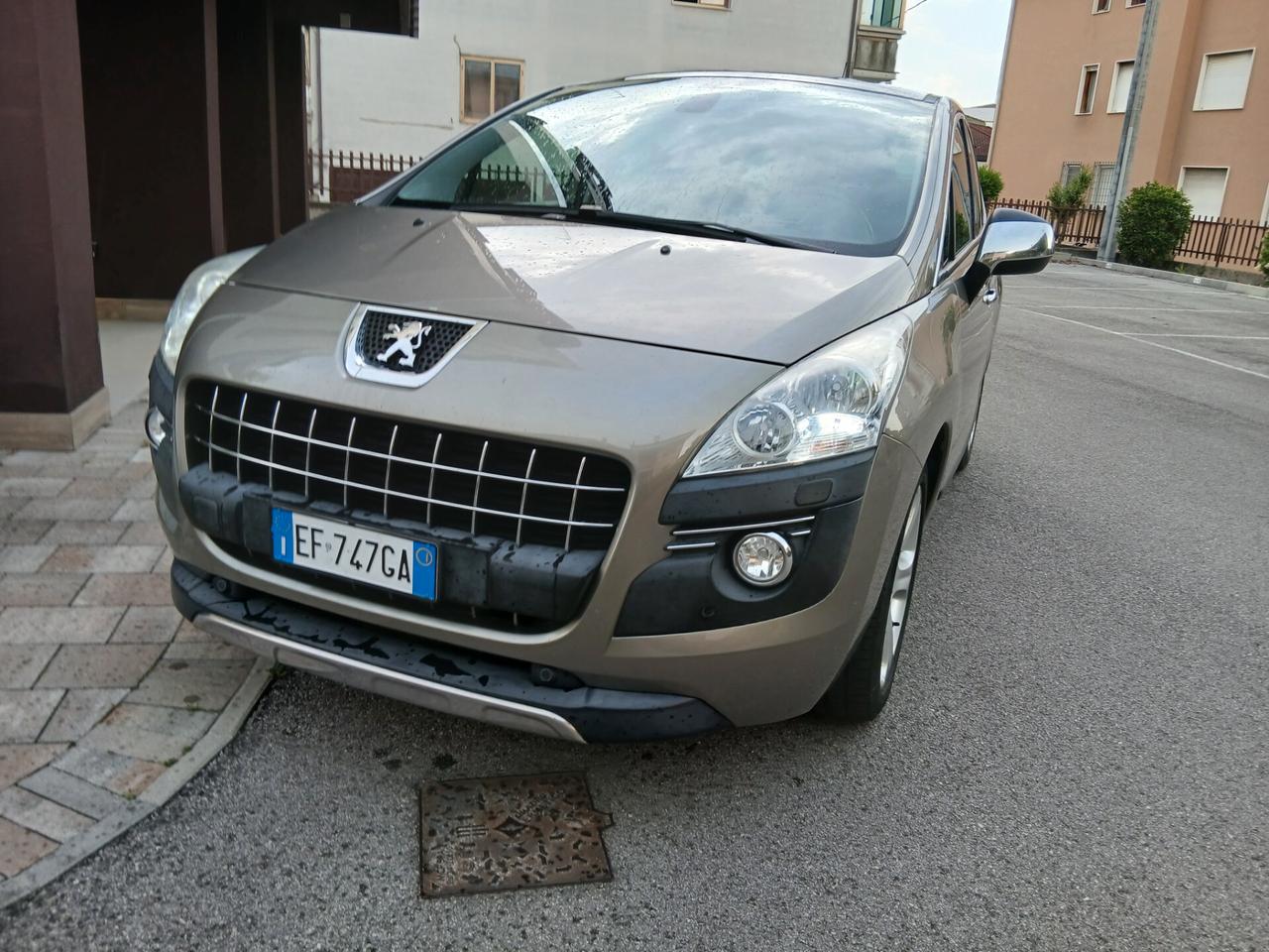 Peugeot 3008 1.6 HDi 112CV Allure Full Optional in pronta consegna