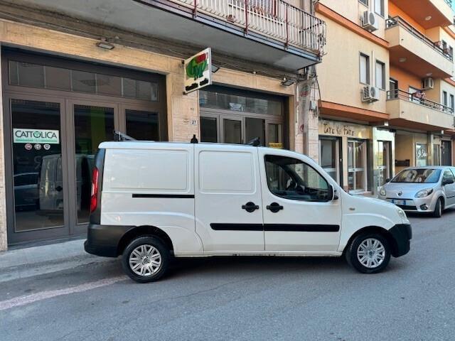 Fiat Doblo 1.9 MJT Dynamic in Garanzia