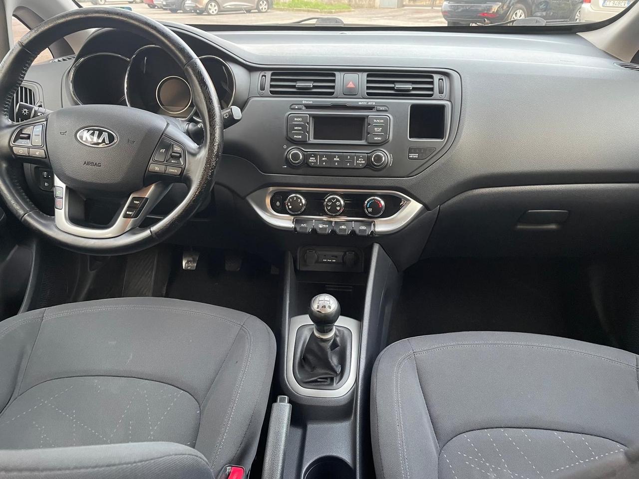 Kia Rio 1.2 CVVT 5p. EX per Neopatentati 2014