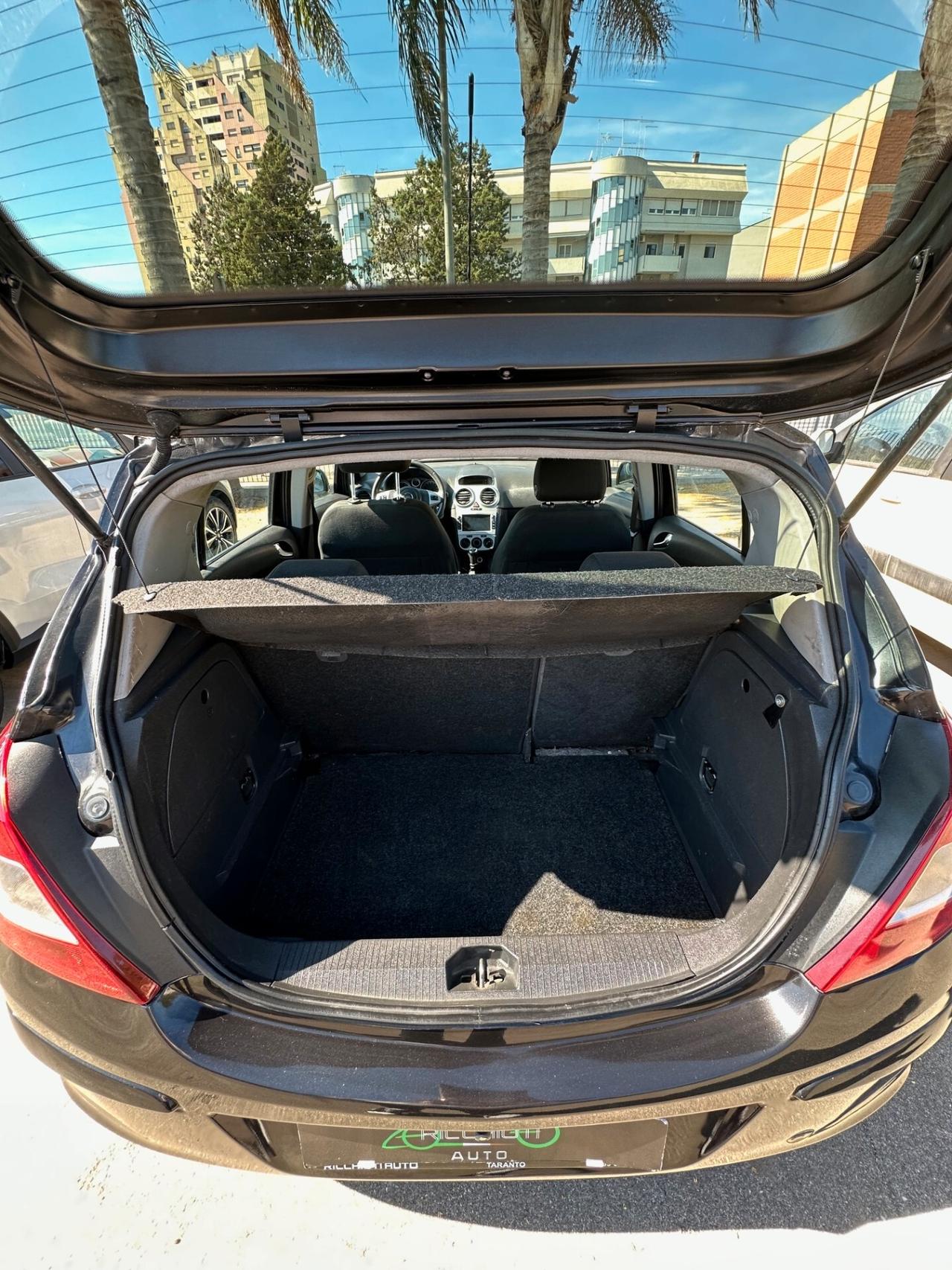 OPEL CORSA 1.2 GPL 2010 OK NEOPATENTATI