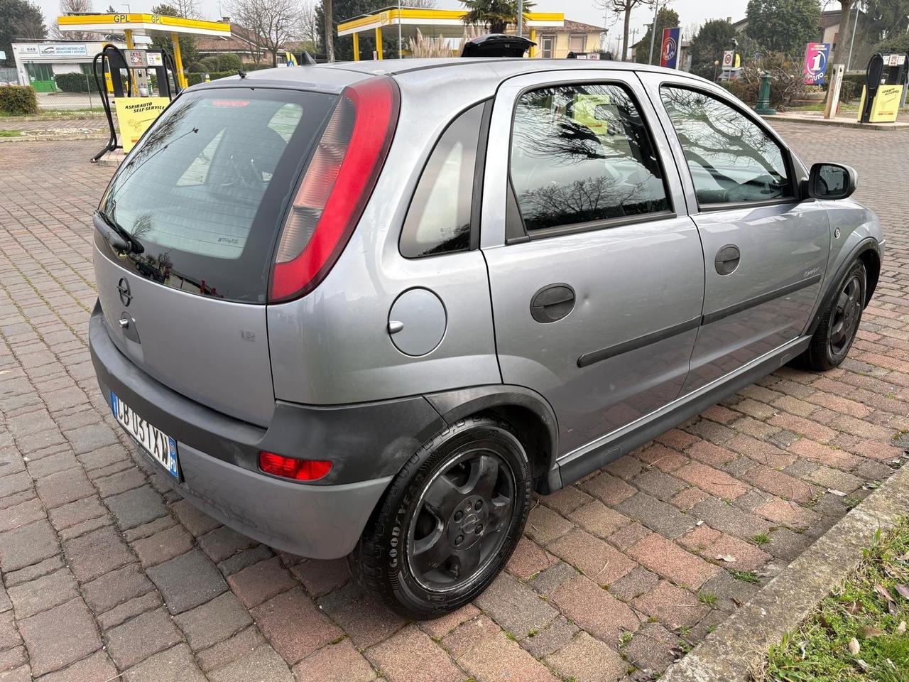 Opel Corsa 1.0Benz 2002