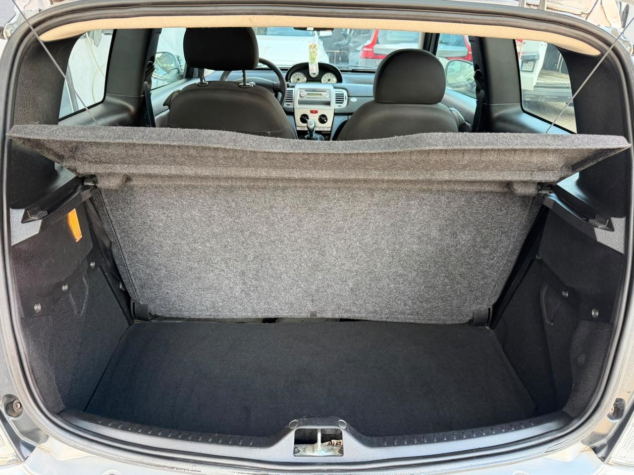 Lancia Ypsilon 1.2 Argento