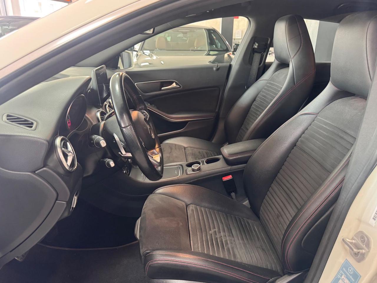 Mercedes-Benz CLA 220 PREMIUM CLA 220D #11880