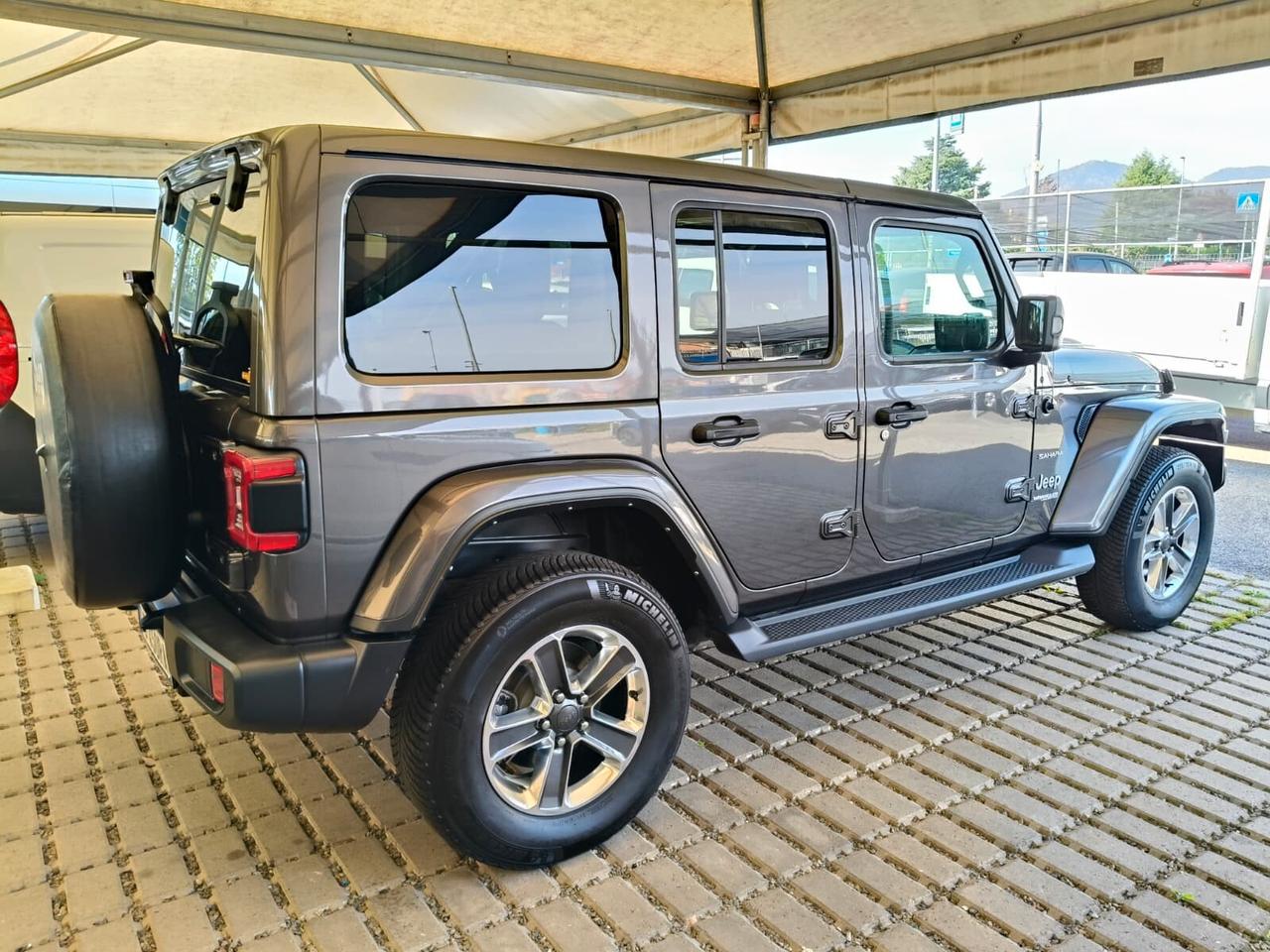 Jeep Wrangler Unlimited 2.0 Turbo Sahara 5 porte